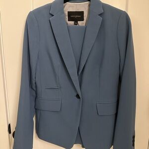 Banana Republic Women's Light Blue Suit